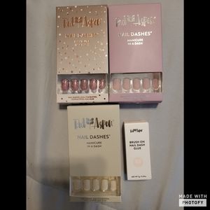 Red aspen nail dashes